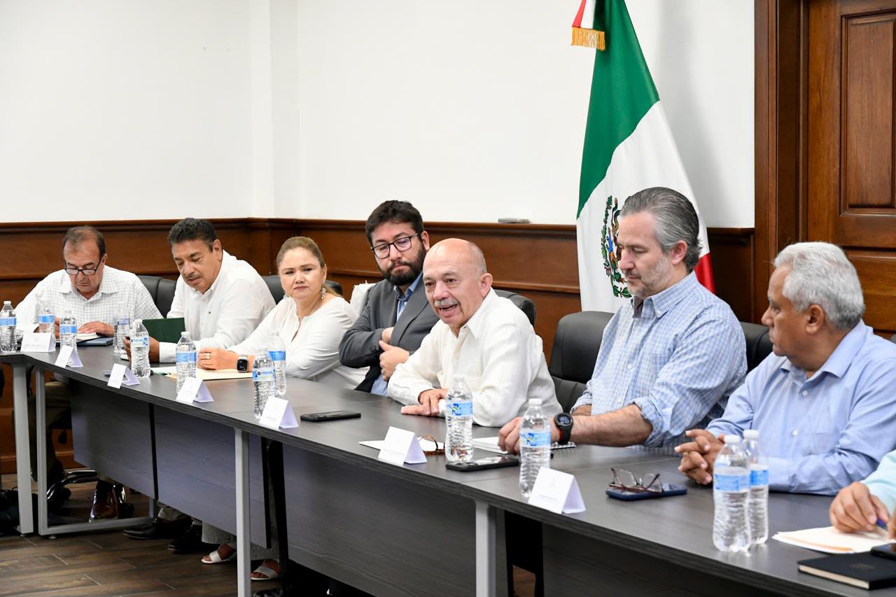 FORTALECE GOBIERNO DEL ESTADO COORDINACIÓN CON DIRIGENCIAS SINDICALES DEL MAGISTERIO COAHUILENSE