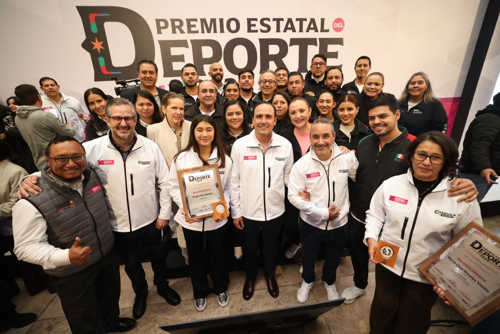 003_ENTREGA_GOBERNADOR_EL_PREMIO_ESTATAL_DEL_DEPORTE_2024.jpeg