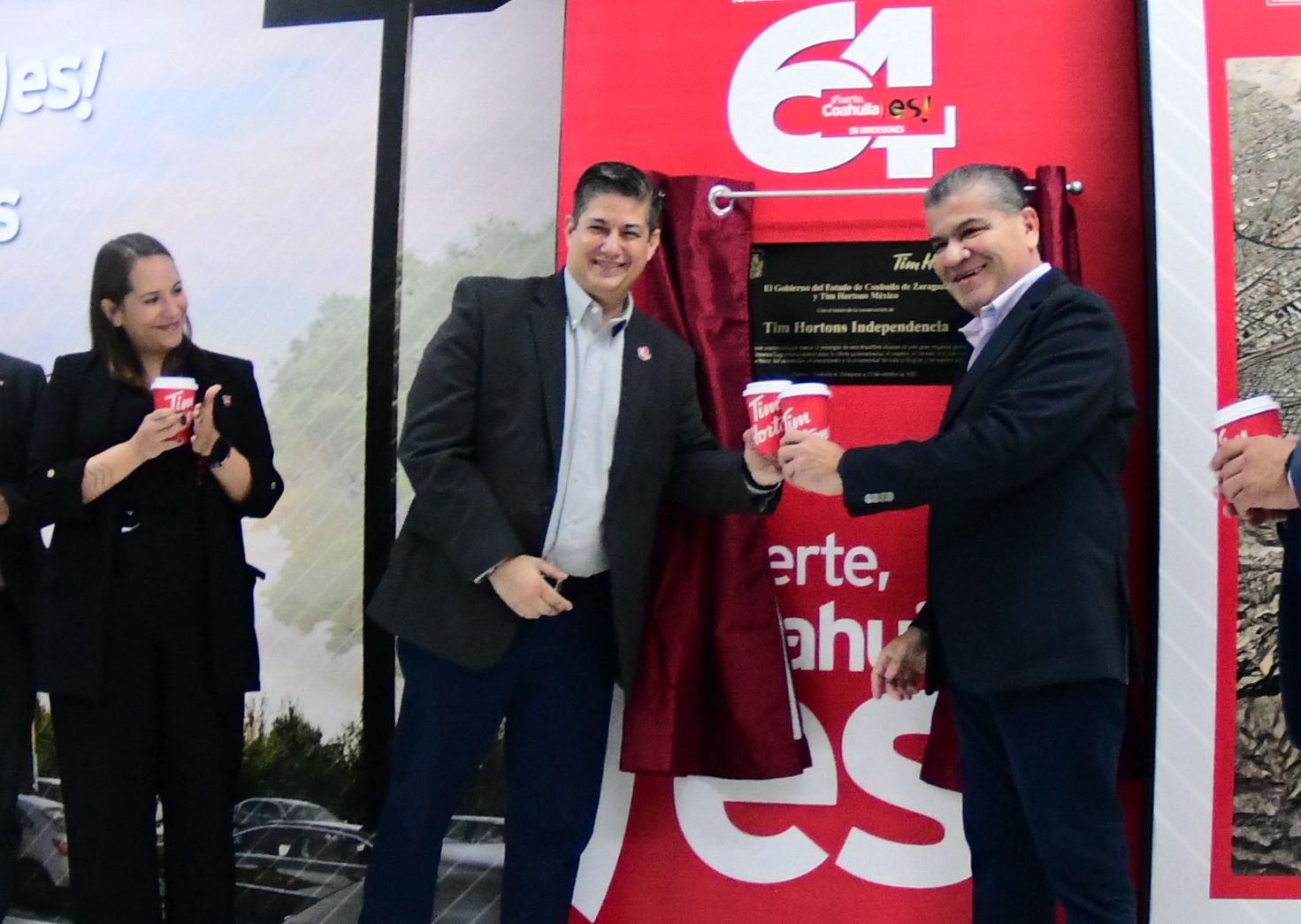004_ANUNCIA_MARS_INVERSIÓN_DE_160_MILLONES_DE_PESOS_DE_TIM_HORTONS.jpeg