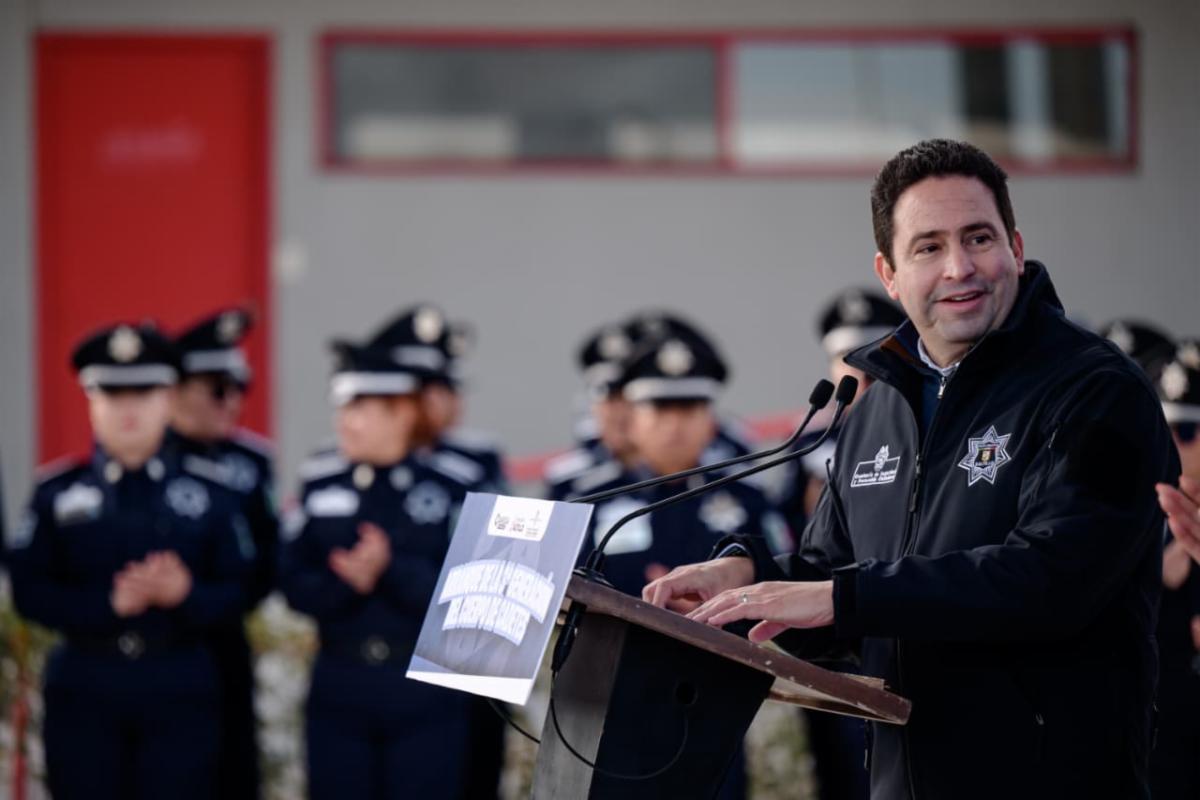 Trabajamos para fortalecer el estado de fuerza de la policía: Javier Díaz