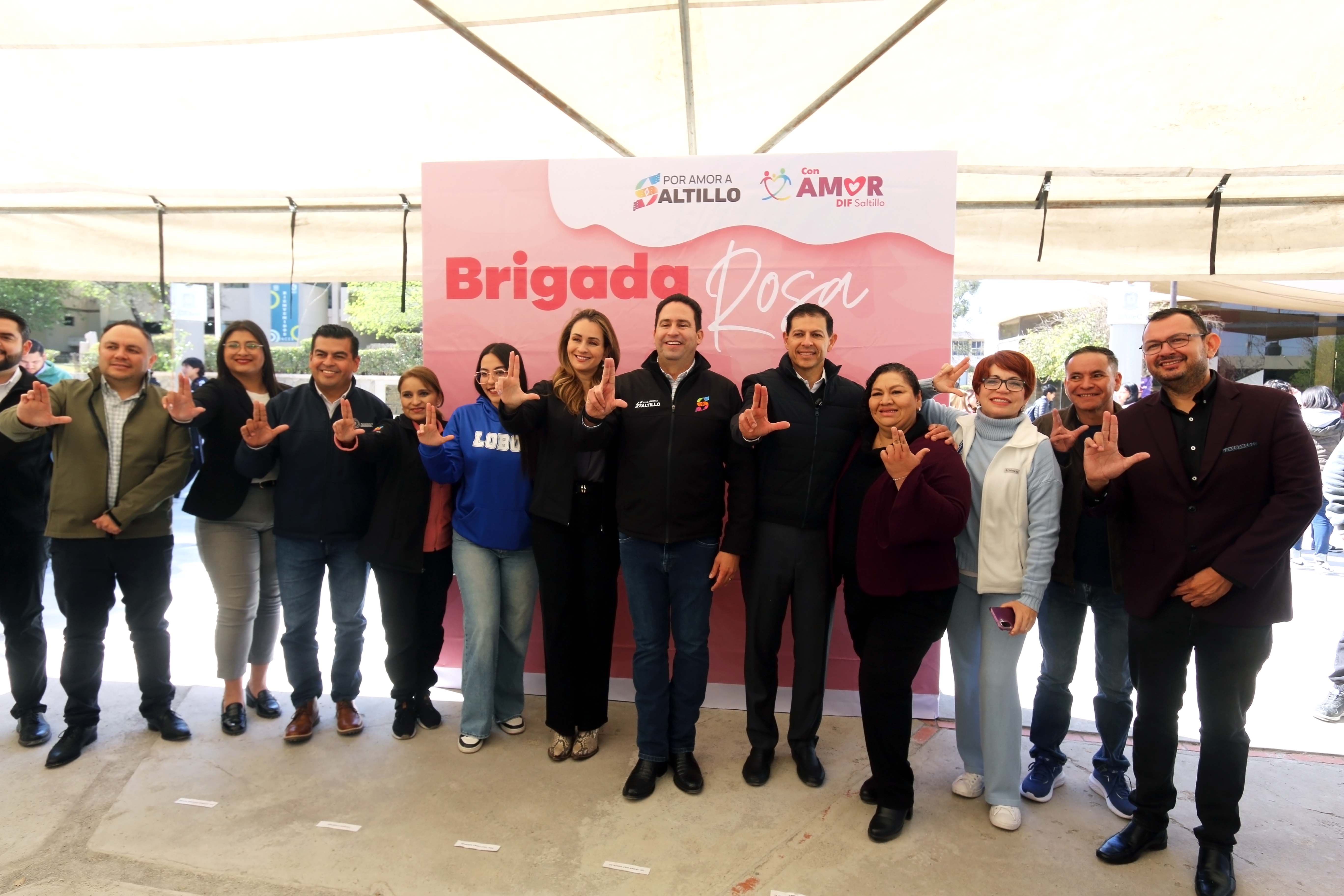 Llevan a cabo UAdeC y DIF Saltillo la “Brigada Rosa”