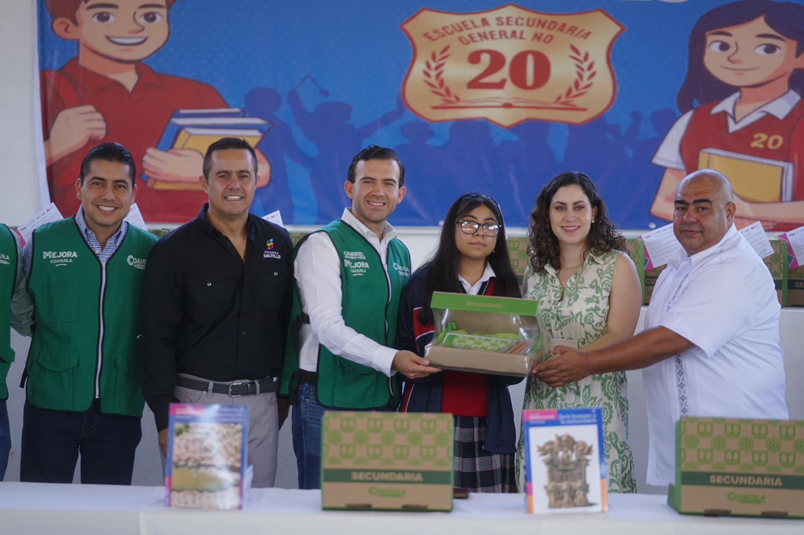 CONCLUYE_GOBIERNO_ESTATAL_ENTREGA_DE_UNIFORMES_Y_ÚTILES_ESCOLARES_EN_LOS_38_MUNICIPIOS_1.jpeg