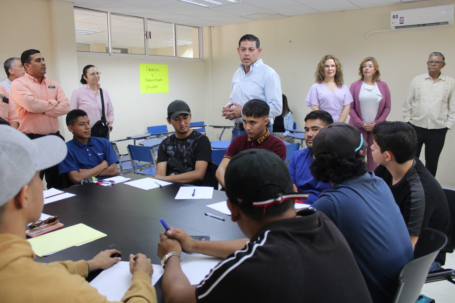 Participan Universitarios de la UAdeC Unidad Torreón en los Foros para la Construcción de la Agenda Universitaria