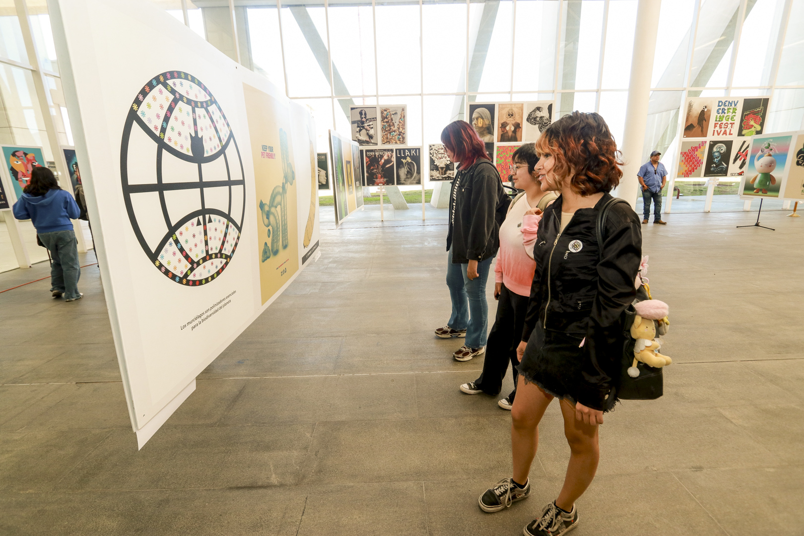 Inaugura UAdeC la Décima Octava Bienal Internacional del Cartel en México 2026