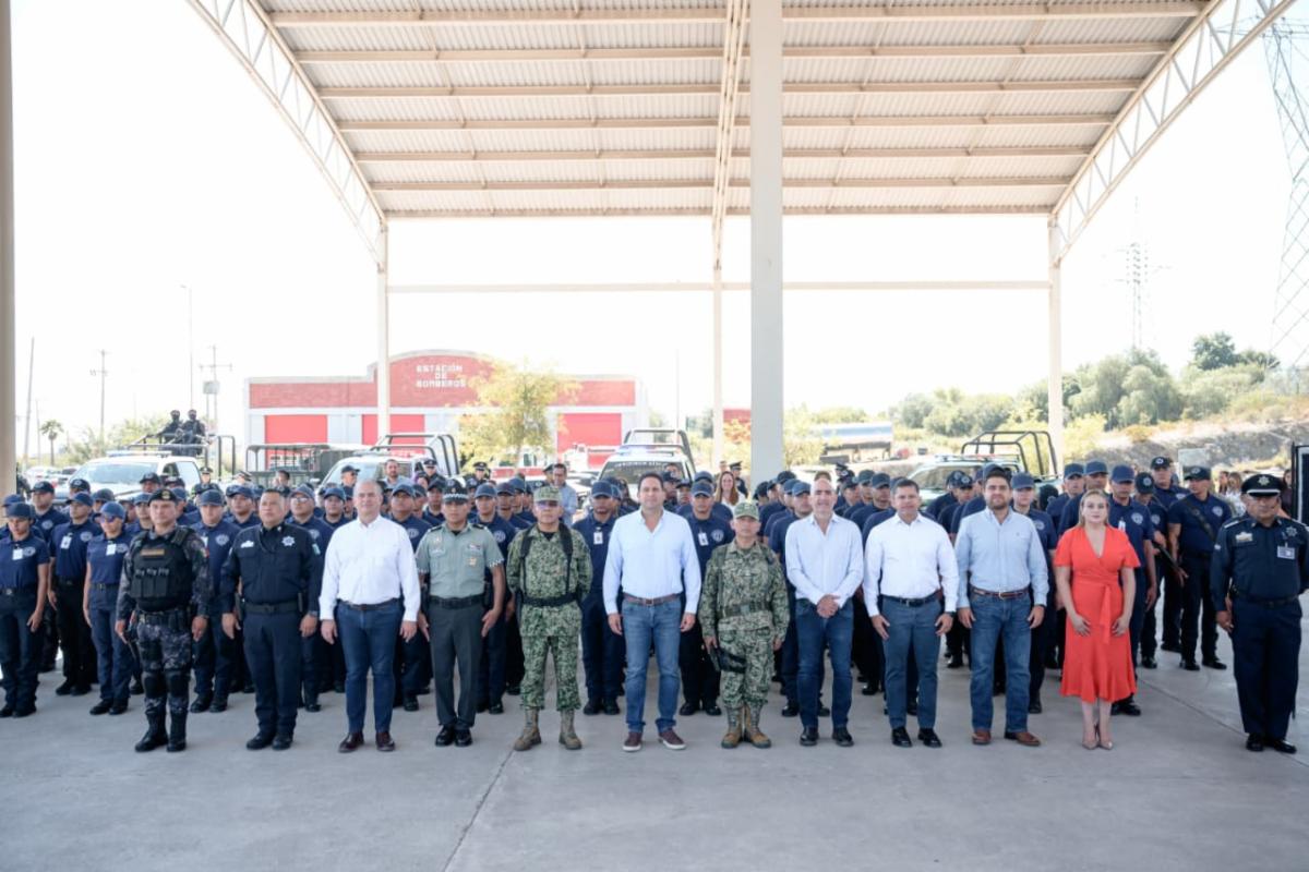 Javier Díaz da bienvenida a cadetes de la cuarta generación de la Academia de la Policía
